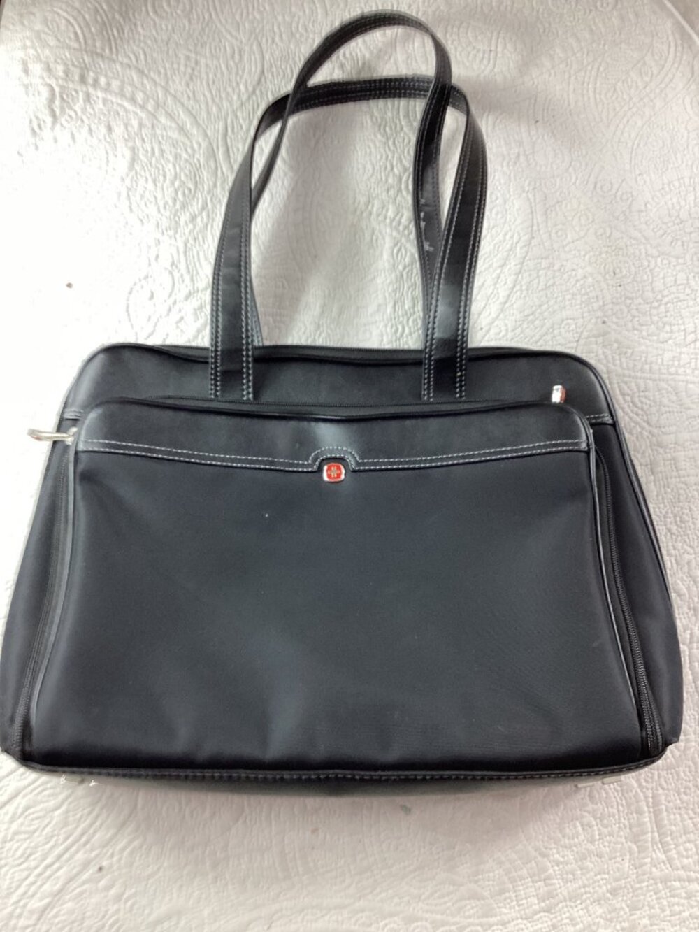 Swissgear Black Laptop Tote Bag*Striped Interior*Multi-Compartment Design*EUC